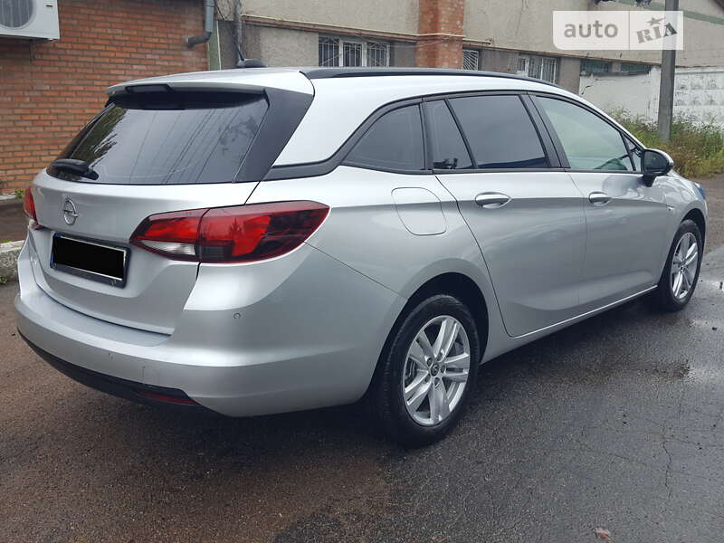 Універсал Opel Astra 2019 в Києві