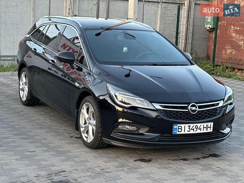Универсал Opel Astra 2017 в Лубнах