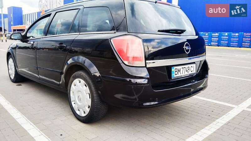 Универсал Opel Astra 2005 в Сумах