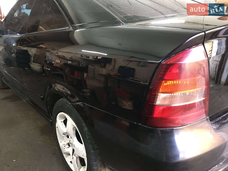 Купе Opel Astra 2000 в Дрогобыче