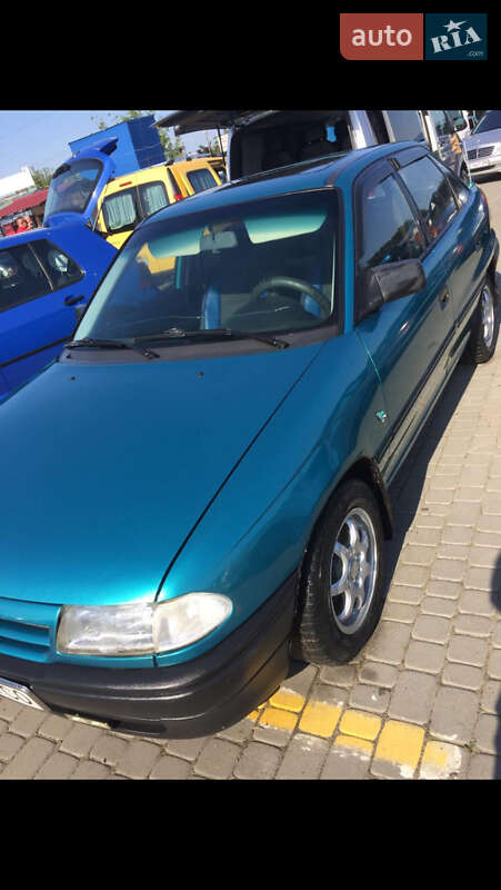 Седан Opel Astra 1994 в Черновцах фото 5 Седан Opel Astra 1994 в Черновцах