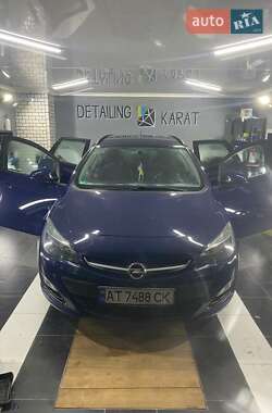 Opel Astra 2014