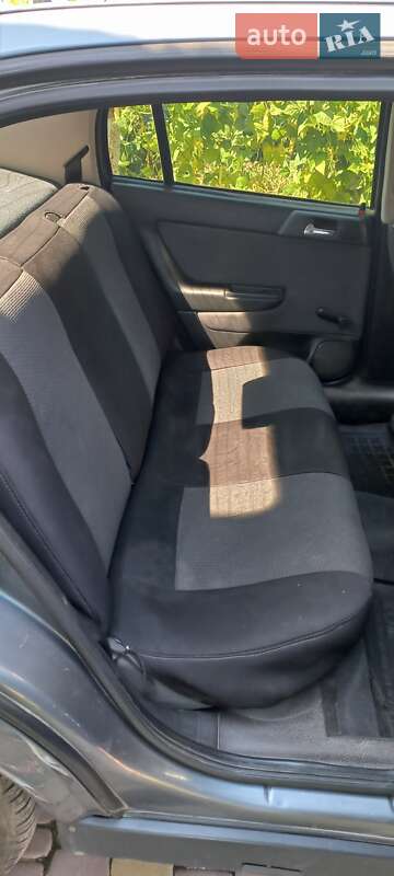 Седан Opel Astra 2008 в Тернополі