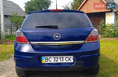 Хетчбек Opel Astra 2008 в 