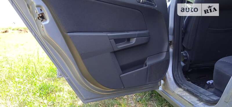 Універсал Opel Astra 2009 в Львові