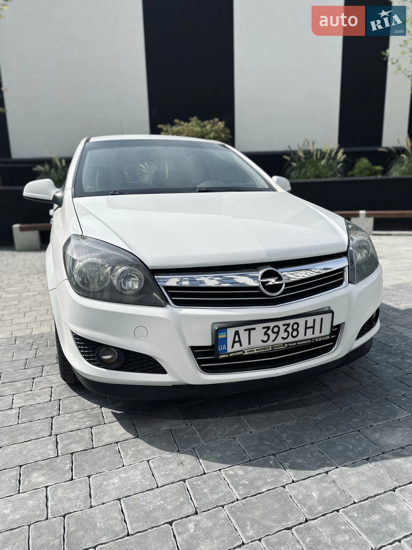 2011 Opel Astra - фото 1
