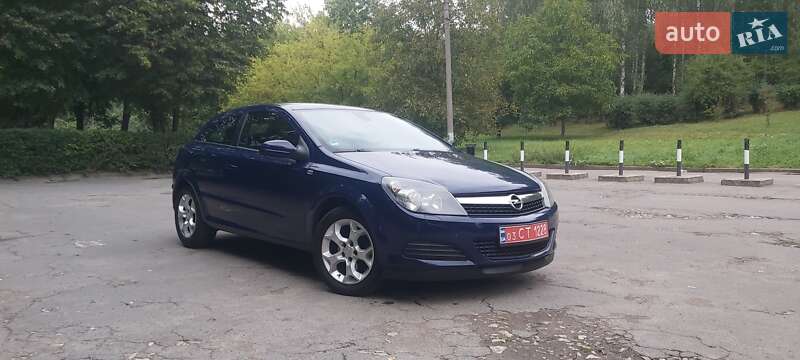 Купе Opel Astra 2008 в Тернополі