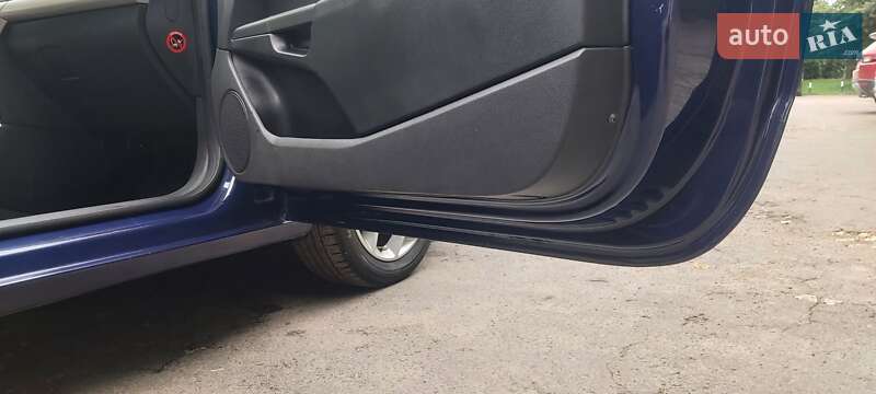 Купе Opel Astra 2008 в Тернополі
