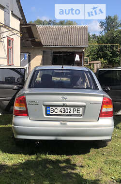 Седан Opel Astra 2007 в Буську