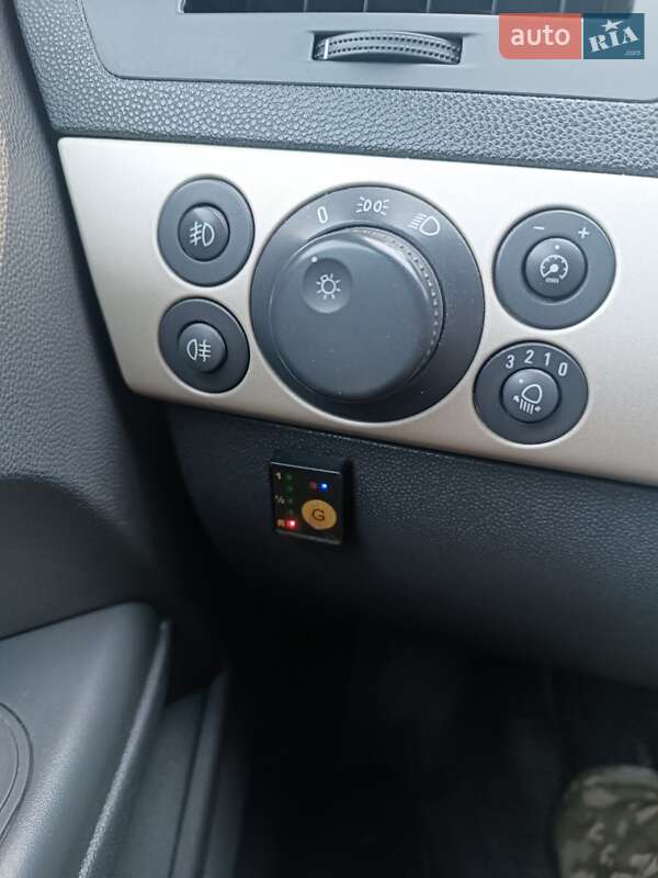 Хэтчбек Opel Astra 2008 в Покровске фото 18 Хэтчбек Opel Astra 2008 в Покровске