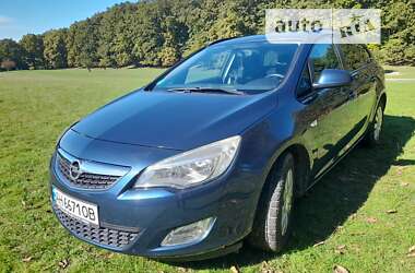 Универсал Opel Astra 2011 в Кременчуге