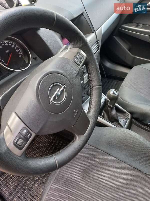 Универсал Opel Astra 2006 в Коломые фото 19 Универсал Opel Astra 2006 в Коломые