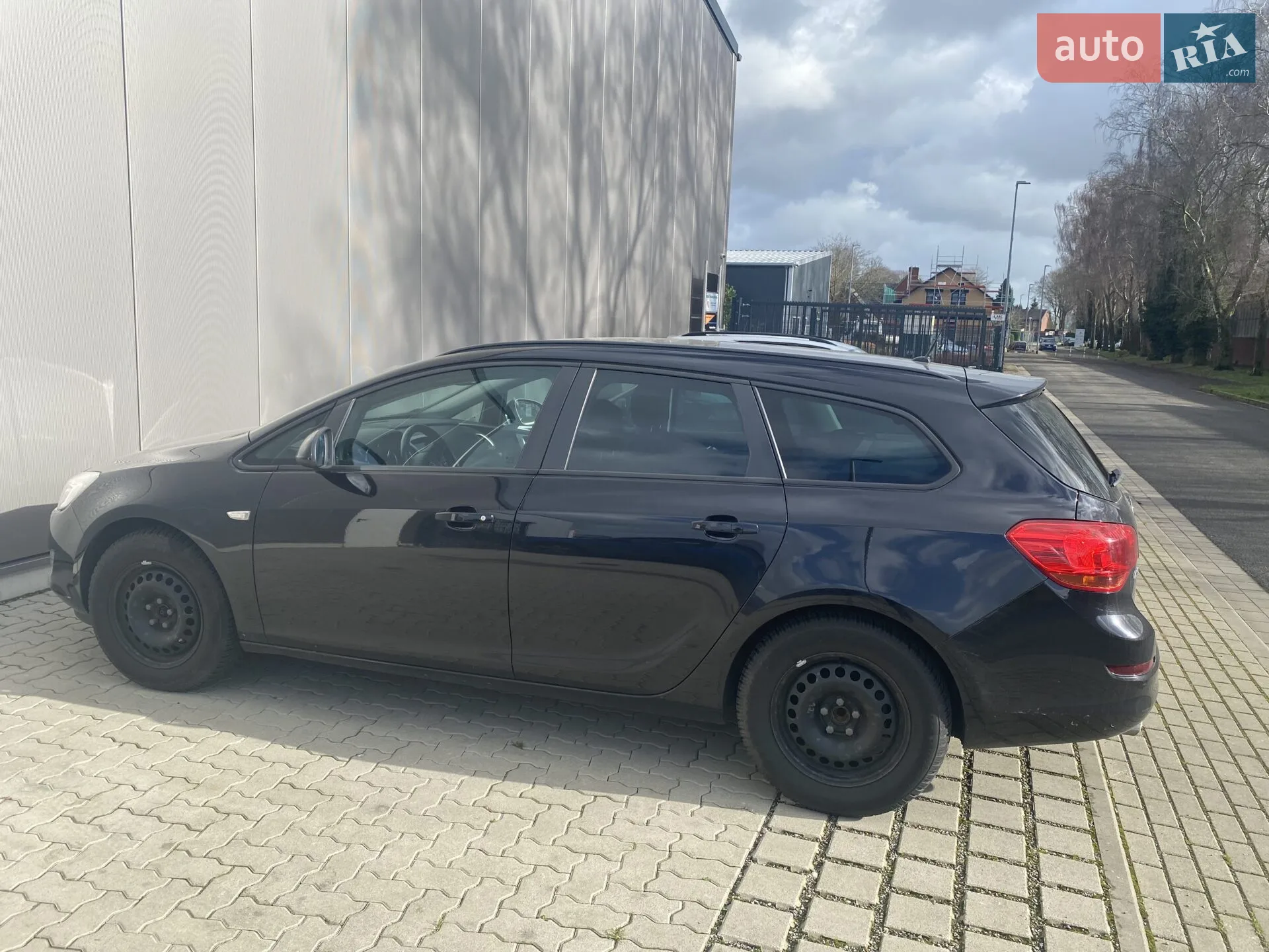 2011 Opel Astra - мініатюра 3