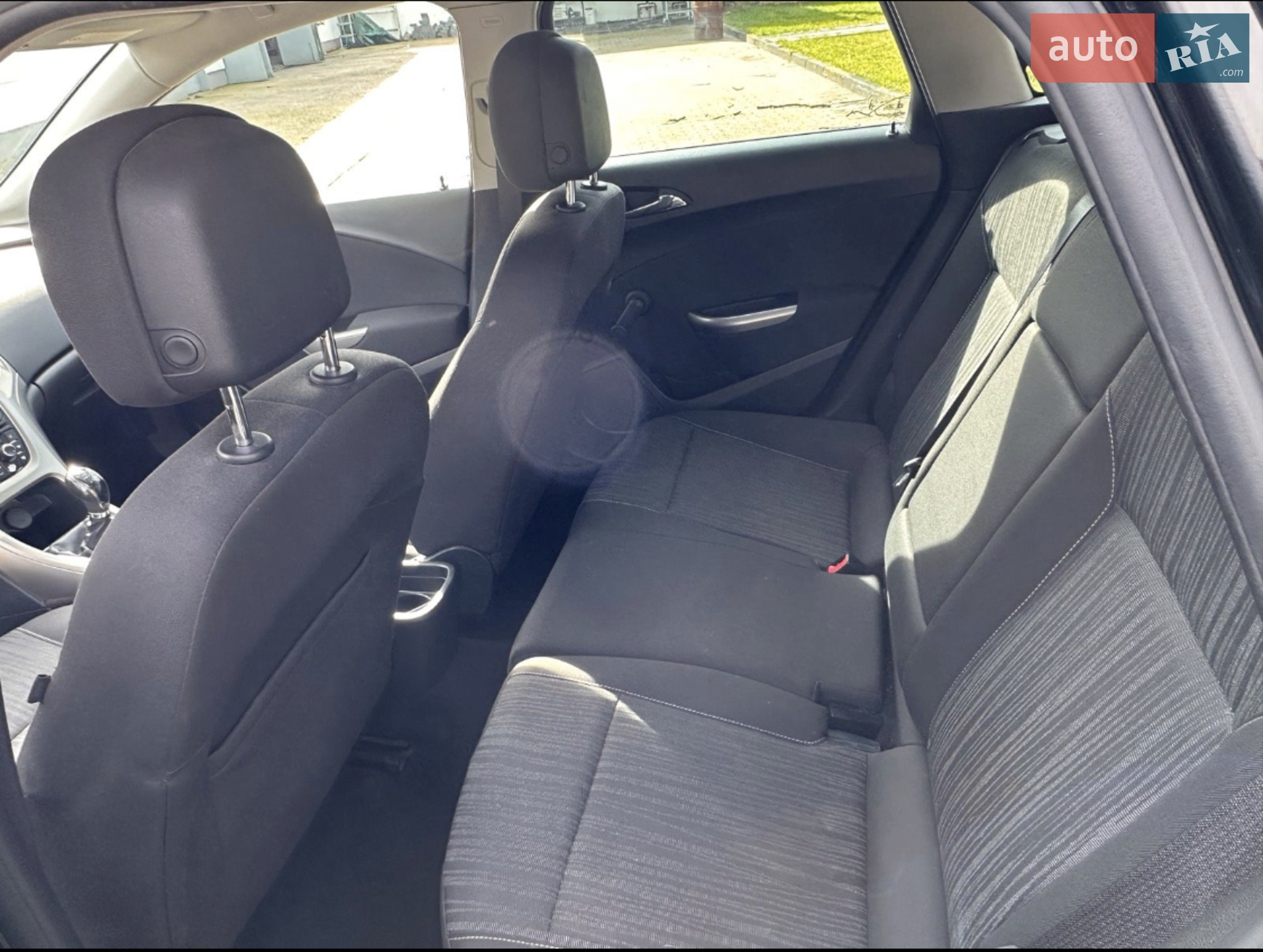 2011 Opel Astra - мініатюра 4