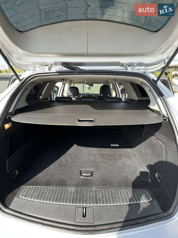 Универсал Opel Astra 2013 в Дрогобыче