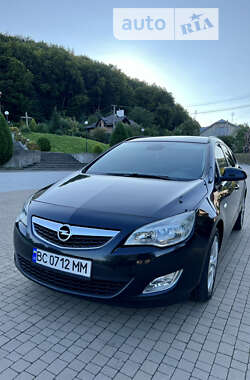 Opel Astra 2012 Opel Astra 2012