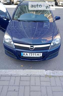 Универсал Opel Astra 2006 в Киеве