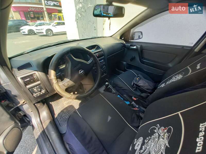 Седан Opel Astra 2008 в Тернополе
