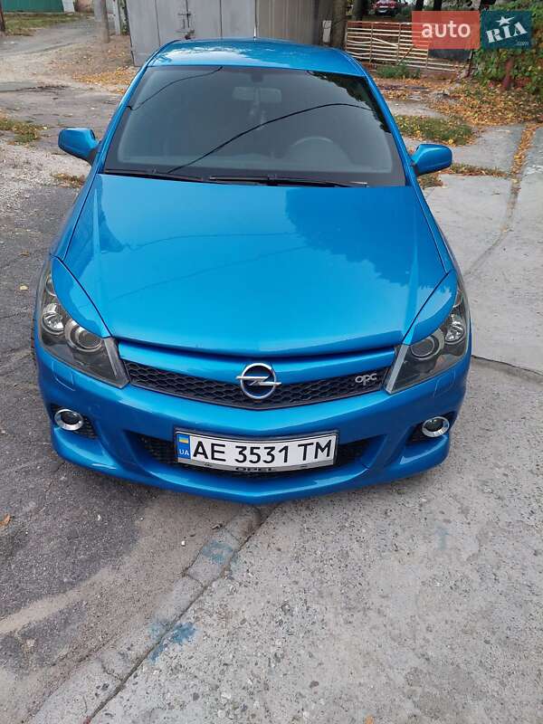 Хетчбек Opel Astra 2006 в Дніпрі