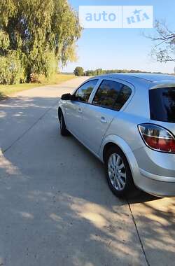 Хэтчбек Opel Astra 2009 в Киеве