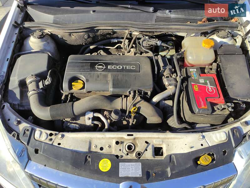 Универсал Opel Astra 2009 в Полтаве