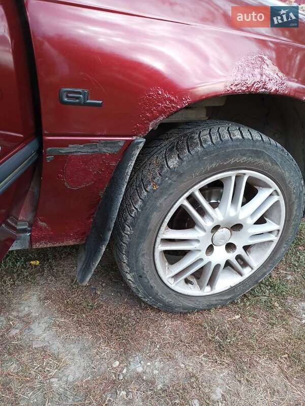Седан Opel Astra 1992 в Южноукраїнську