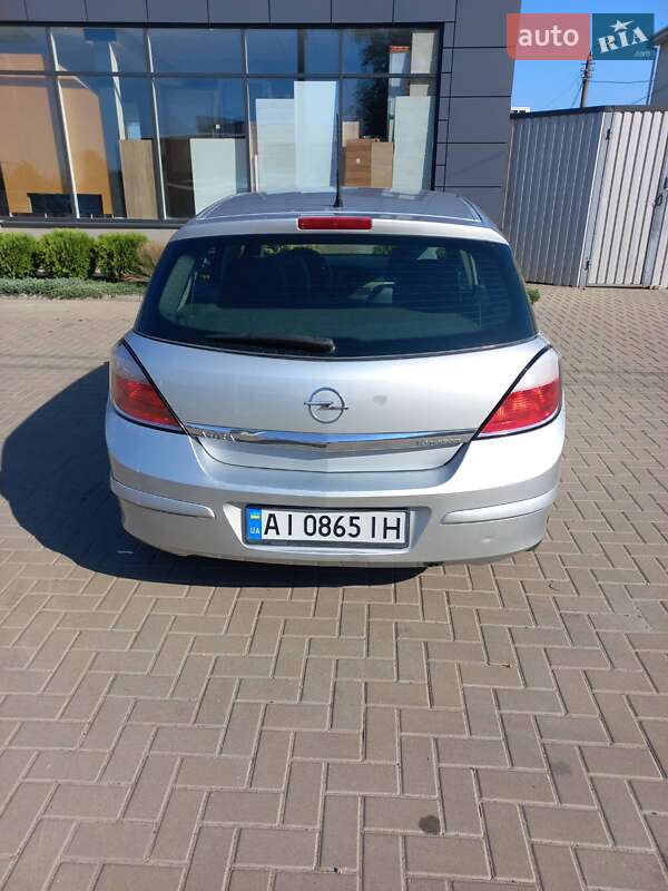 Хэтчбек Opel Astra 2005 в Белой Церкви