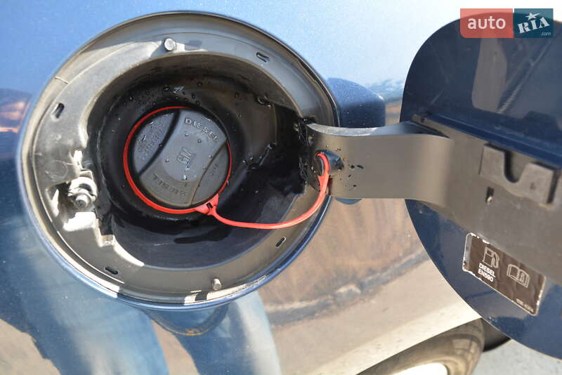 Универсал Opel Astra 2012 в Новоднестровске