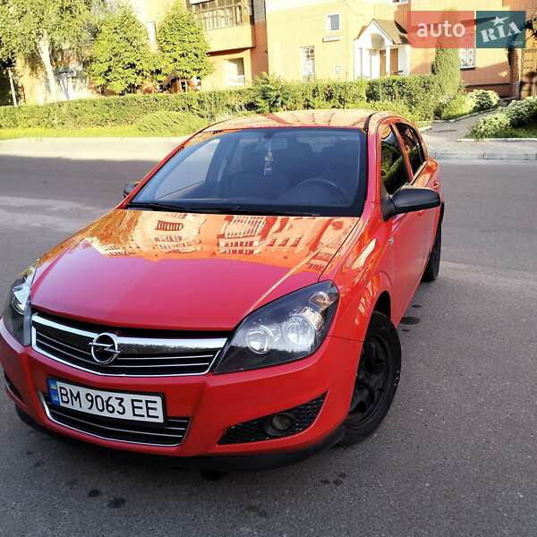 Opel Astra 2013
