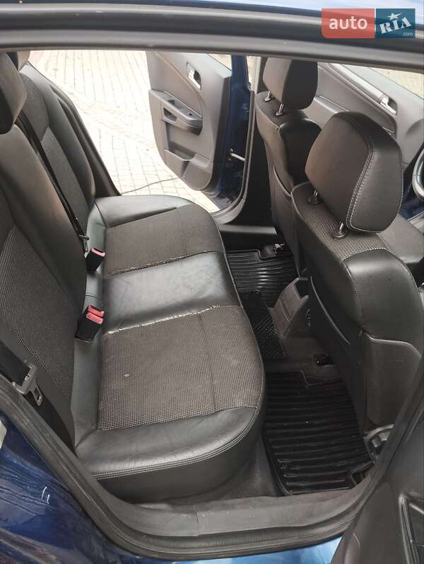 Хетчбек Opel Astra 2004 в Шумську