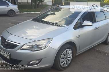 Універсал Opel Astra 2010 в Хмельницькому