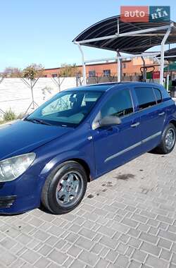 Хэтчбек Opel Astra 2006 в Херсоне