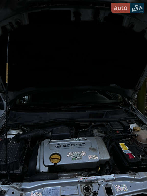 Универсал Opel Astra 2004 в Киеве