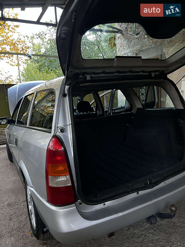 Универсал Opel Astra 2004 в Киеве