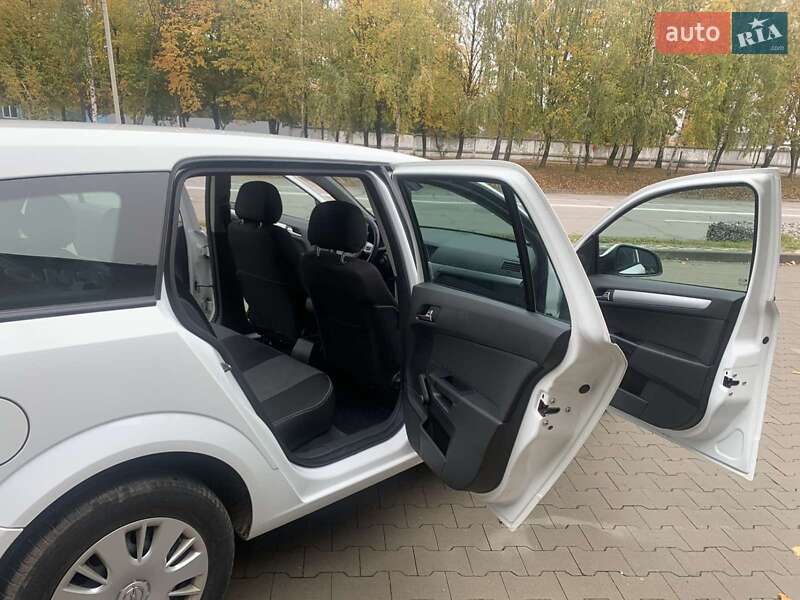 Универсал Opel Astra 2009 в Белой Церкви