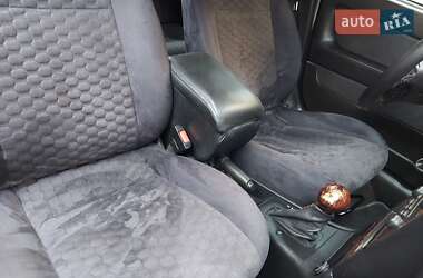 Хэтчбек Opel Astra 2003 в 