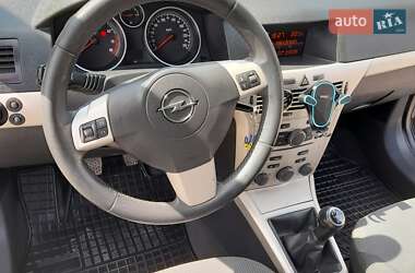Универсал Opel Astra 2008 в 