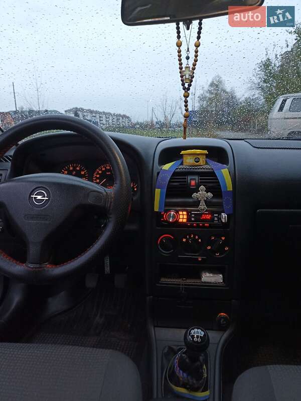 Седан Opel Astra 2008 в Славуті