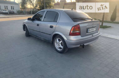 Хэтчбек Opel Astra 2000 в Болграде