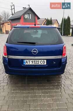 Универсал Opel Astra 2006 в 