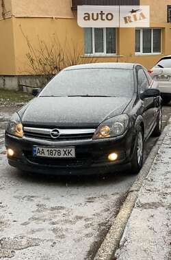 Купе Opel Astra 2006 в Харькове