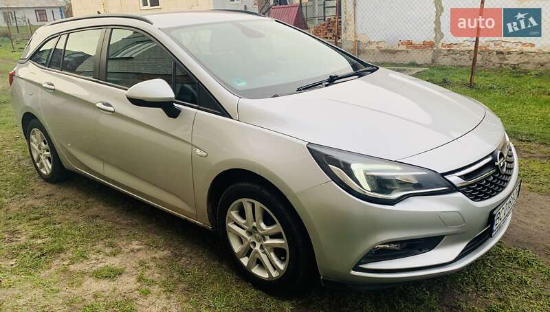 Универсал Opel Astra 2016 в Лопатине