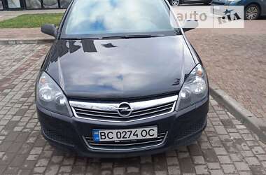 Универсал Opel Astra 2009 в Стрые