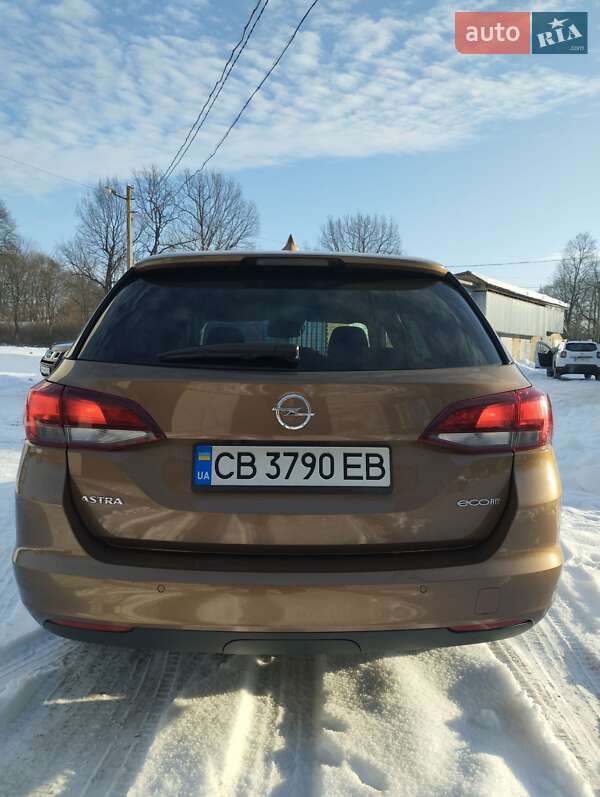 Универсал Opel Astra 2016 в Талалаевке
