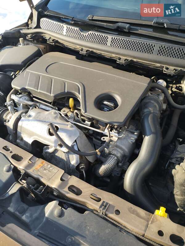 Универсал Opel Astra 2016 в Талалаевке