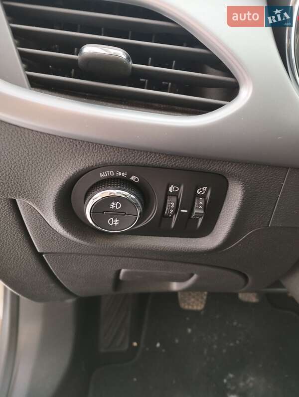 Универсал Opel Astra 2016 в Талалаевке