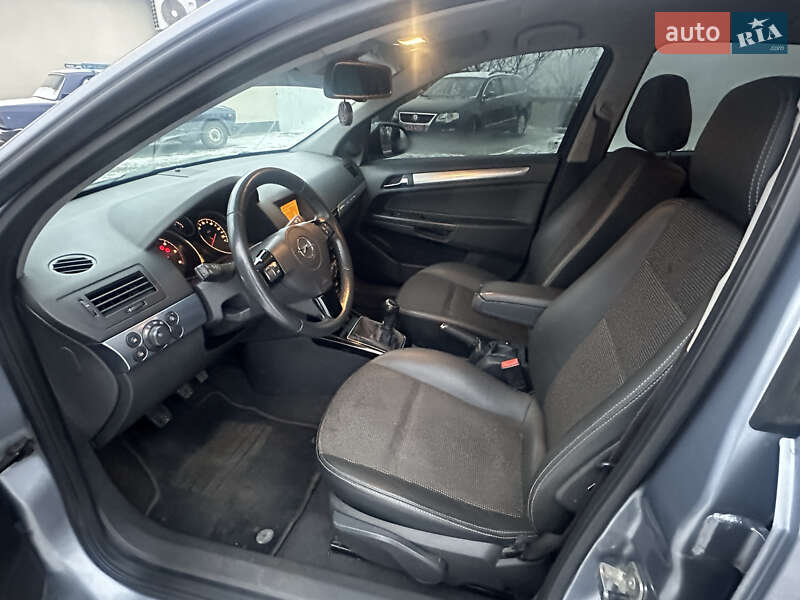 Хэтчбек Opel Astra 2009 в Тульчине фото 14 Хэтчбек Opel Astra 2009 в Тульчине