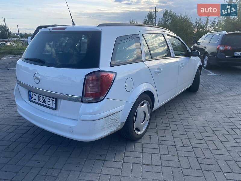 Универсал Opel Astra 2005 в Ковеле