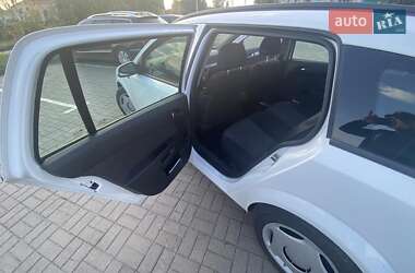 Универсал Opel Astra 2005 в Ковеле