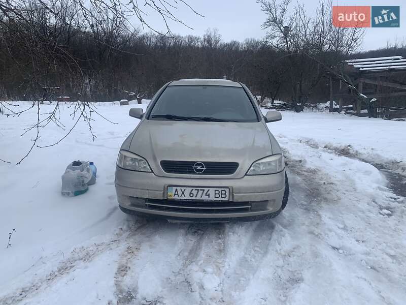 Седан Opel Astra 2007 в Новой Водолаге